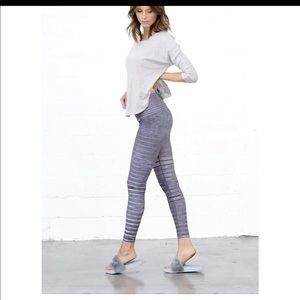 Niyama Sol GRANITE STRIPE BAREFOOT LEGGING